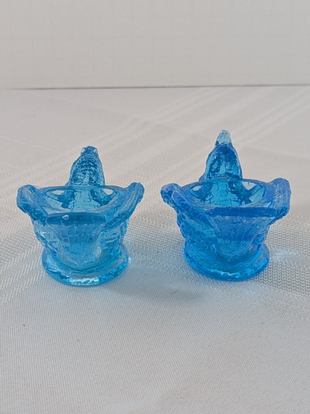 Pair of Vintage Blue Glass Bird & Berry Salt Cellars - Picture 9 of 10
